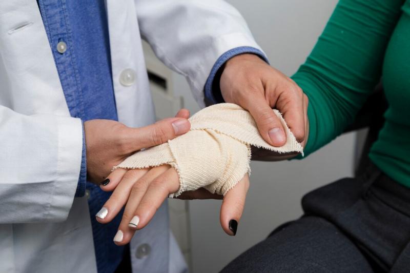 Curativo Especial para Queimadura: Cuidados e Benefícios Curativo Especial para Queimadura: Cuidados e Benefícios