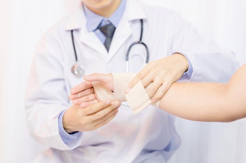 Curso Feridas e Curativos: Aprenda Tratar e Prevenir Lesões com Eficácia Curso Feridas e Curativos: Aprenda Tratar e Prevenir Lesões com Eficácia