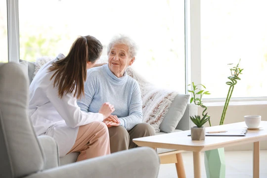 Cuidador de idosos home care em Passo Fundo